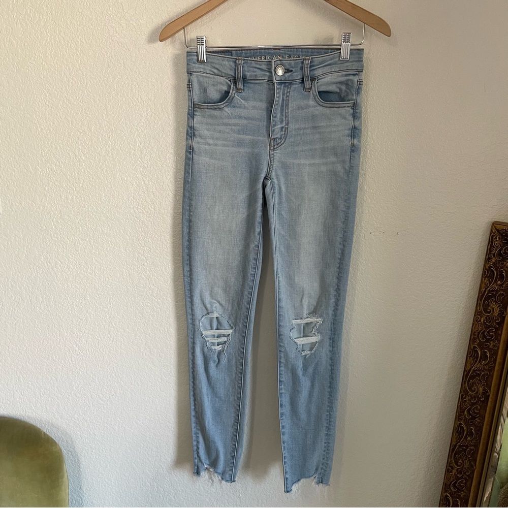 American Eagle Outfitters Hi - Rise Jegging Crop Skinny Jeans Distressed Frayed